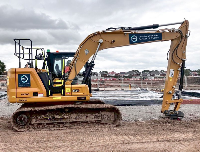 M&J Evans Construction celebrates safety milestone with Xwatch’s 4000th system installation